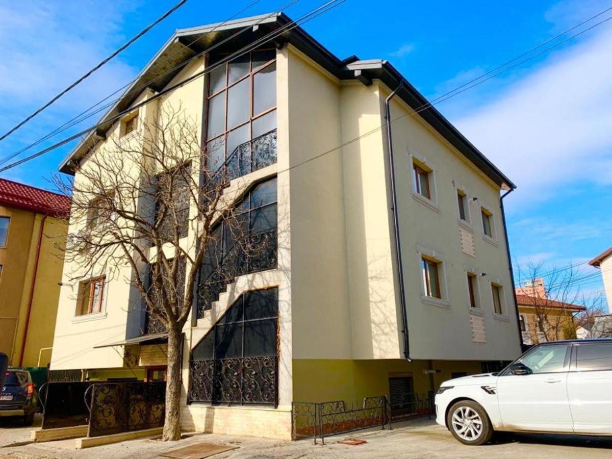Charm 2 Palas Apartment Iasi Ngoại thất bức ảnh