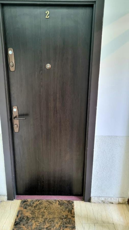 Charm 2 Palas Apartment Iasi Ngoại thất bức ảnh